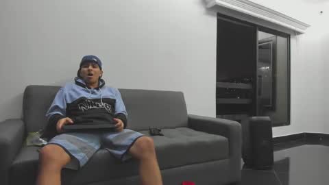 foot_master777 online show from 02/14/25, 01:34