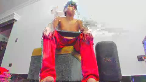 foot_master777 online show from 02/17/25, 02:09