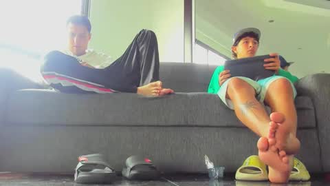 foot_master777 online show from 02/25/25, 01:50