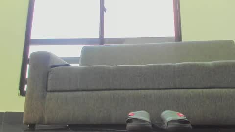 foot_master777 online show from 02/27/25, 11:31