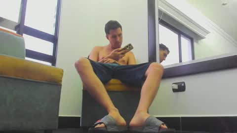 foot_master777 online show from 03/06/25, 10:58