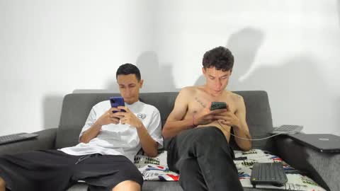 Snapshot of foot_master777 chatting on 09/20/25, 03:29 foot_master777 online show from 09/20/25, 03:29