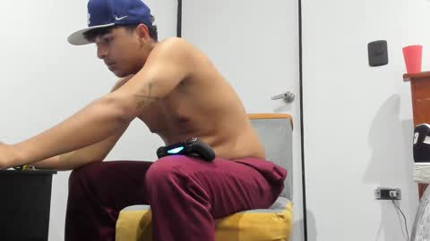 Snapshot of foot_master777 chatting on 09/30/25, 11:54 foot_master777 online show from 09/30/25, 11:54