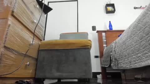 Snapshot of foot_master777 chatting on 10/22/25, 05:30 foot_master777 online show from 10/22/25, 05:30