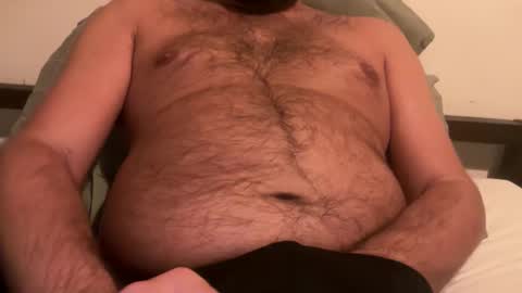 Snapshot of footiesoxlad chatting on 12/22/25, 06:38 footiesoxlad online show from 12/22/25, 06:38