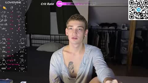 Snapshot of forever_eren chatting on 11/23/25, 07:13 forever_eren online show from 11/23/25, 07:13