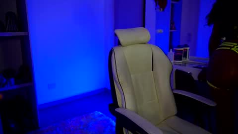 Snapshot of forever_y0ung chatting on 09/26/25, 02:59 Megan Prada Follow me on Onlyfans online show from 09/26/25, 02:59