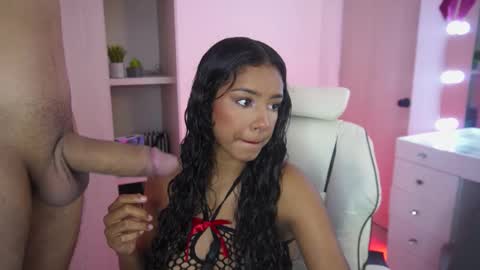 Snapshot of forever_y0ung chatting on 11/12/25, 09:36 Megan Prada Follow me on Onlyfans online show from 11/12/25, 09:36