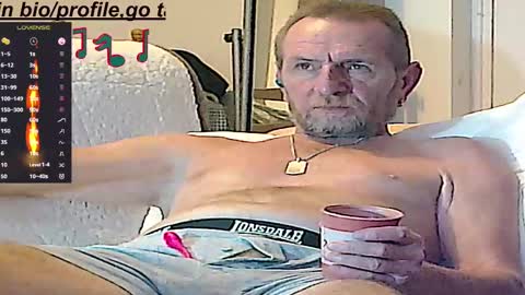 Snapshot of forexxxx_man chatting on 12/17/24, 04:34 doc online show from 12/17/24, 04:34