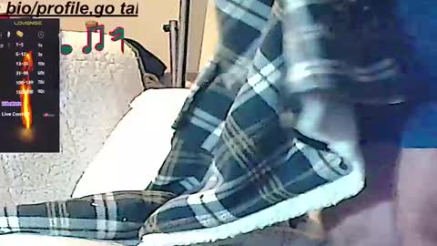 Snapshot of forexxxx_man chatting on 12/22/24, 03:33 doc online show from 12/22/24, 03:33