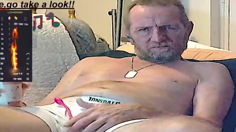 Snapshot of forexxxx_man chatting on 12/26/24, 03:16 doc online show from 12/26/24, 03:16
