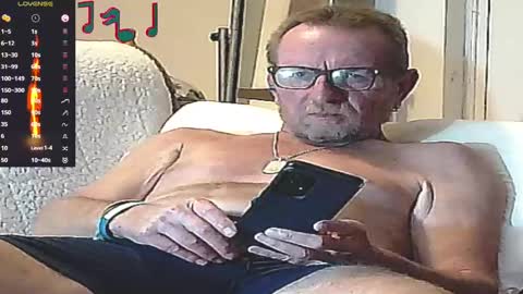Snapshot of forexxxx_man chatting on 01/03/25, 03:49 doc online show from 01/03/25, 03:49
