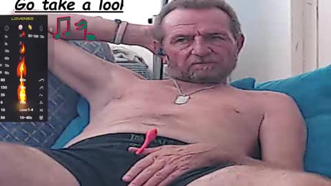 Snapshot of forexxxx_man chatting on 01/11/25, 12:07 doc online show from 01/11/25, 12:07