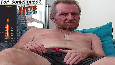 Snapshot of forexxxx_man chatting on 01/20/25, 11:45 doc online show from 01/20/25, 11:45