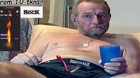 Snapshot of forexxxx_man chatting on 02/10/25, 01:46 doc online show from 02/10/25, 01:46