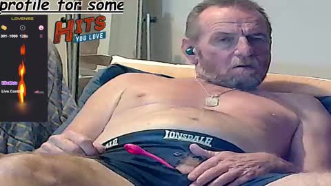 Snapshot of forexxxx_man chatting on 02/14/25, 01:56 doc online show from 02/14/25, 01:56