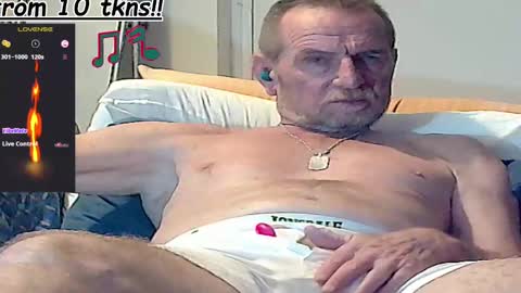Snapshot of forexxxx_man chatting on 03/04/25, 02:17 doc online show from 03/04/25, 02:17