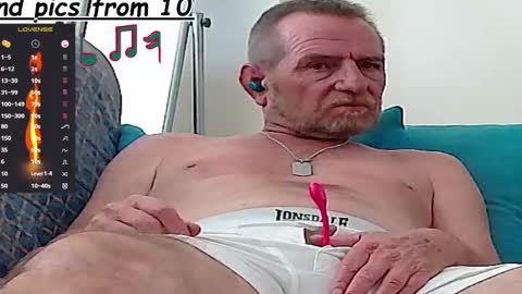 Snapshot of forexxxx_man chatting on 03/04/25, 11:40 doc online show from 03/04/25, 11:40