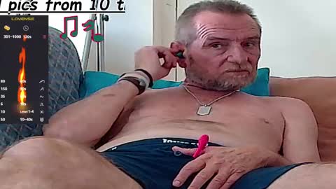 Snapshot of forexxxx_man chatting on 03/09/25, 11:47 doc online show from 03/09/25, 11:47