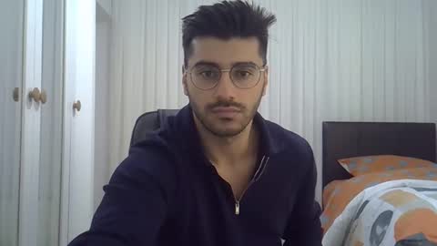 Snapshot of fortiori8 chatting on 11/14/25, 04:49 fortiori8 online show from 11/14/25, 04:49