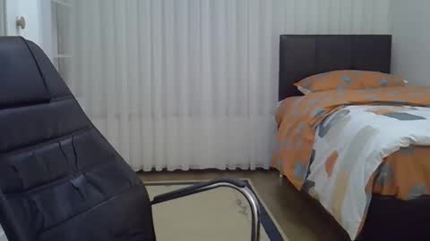 Snapshot of fortiori8 chatting on 11/20/25, 05:56 fortiori8 online show from 11/20/25, 05:56