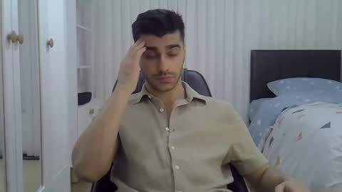 Snapshot of fortiori8 chatting on 11/23/25, 06:19 fortiori8 online show from 11/23/25, 06:19