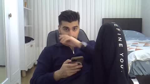 Snapshot of fortiori8 chatting on 11/26/25, 09:27 fortiori8 online show from 11/26/25, 09:27