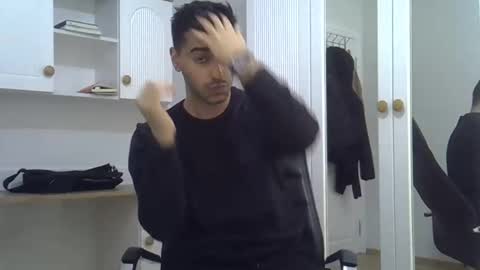 Snapshot of fortiori8 chatting on 11/27/25, 10:01 fortiori8 online show from 11/27/25, 10:01