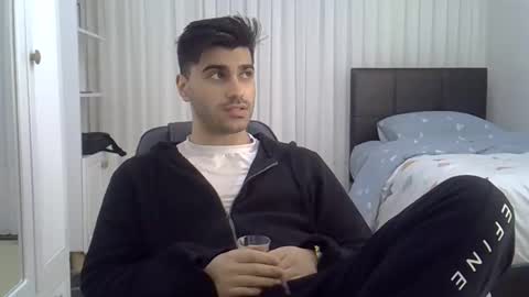 Snapshot of fortiori8 chatting on 12/01/25, 08:03 fortiori8 online show from 12/01/25, 08:03