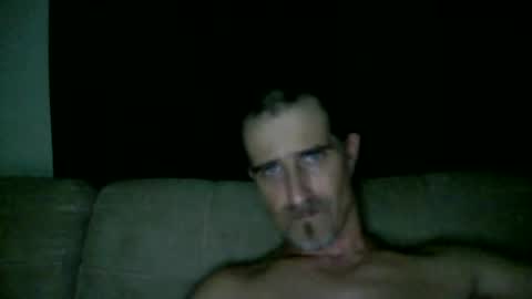 Snapshot of fouraide42 chatting on 10/23/25, 06:23 fouraide42 online show from 10/23/25, 06:23