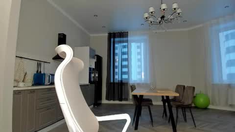 Kira online show from 11/27/25, 02:13