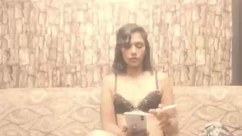 Snapshot of fox_off2 chatting on 02/06/25, 12:43 fox_off2 online show from 02/06/25, 12:43