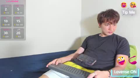 fox_prince_ online show from 06/18/26, 08:25