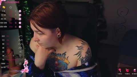 Snapshot of foxgirlandmerguis chatting on 12/02/24, 02:08 Belinda online show from 12/02/24, 02:08