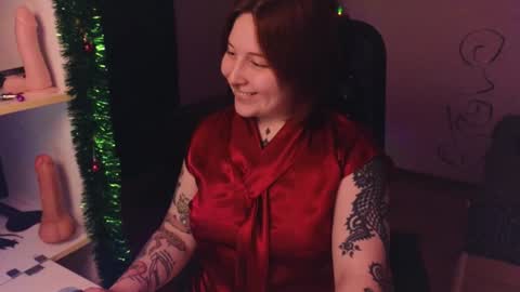 Snapshot of foxgirlandmerguis chatting on 12/31/24, 07:51 Belinda online show from 12/31/24, 07:51