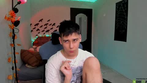 Foxicfu online show from 12/03/24, 05:01