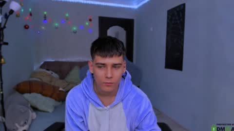 Foxicfu online show from 01/09/25, 03:23