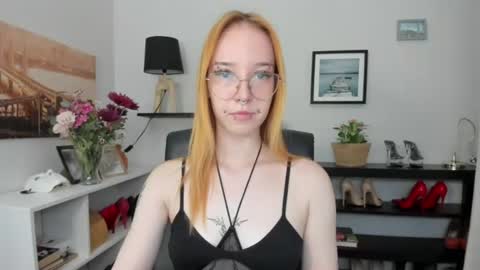 Sonya online show from 07/16/26, 05:35