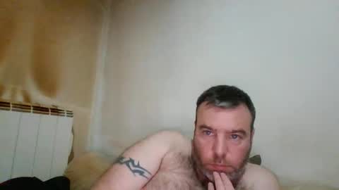 Snapshot of foxxx1982 chatting on 04/30/26, 09:19 foxxx1982 online show from 04/30/26, 09:19