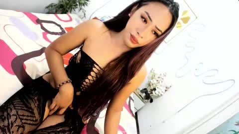 Rianne online show from 10/14/25, 02:01