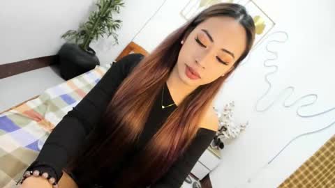 Rianne online show from 10/25/25, 02:08