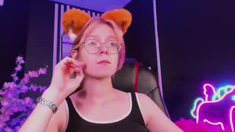 Polly online show from 07/19/26, 05:22
