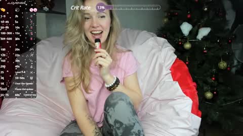 Foxy online show from 12/19/24, 09:29