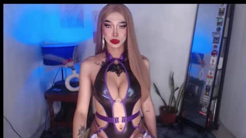 foxy_goddess online show from 10/21/25, 01:39