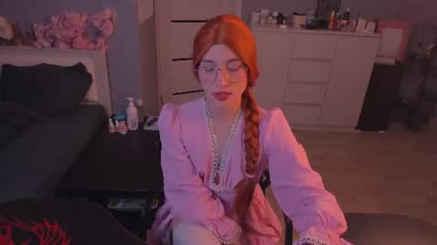 Sue online show from 08/06/26, 08:44