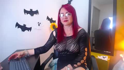 Snapshot of foxy_miilf chatting on 11/03/25, 12:50 Foxy miilf online show from 11/03/25, 12:50