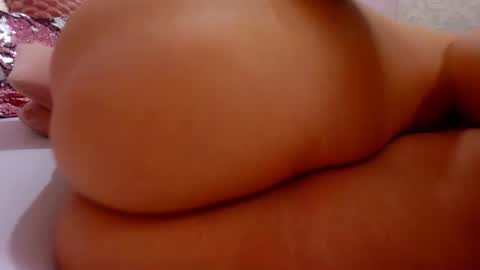 Clarisee online show from 07/30/26, 06:18