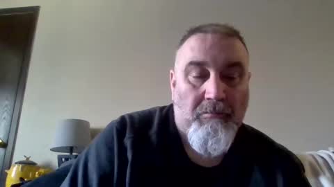 Snapshot of foxyfang chatting on 03/08/25, 02:40 foxyfang online show from 03/08/25, 02:40