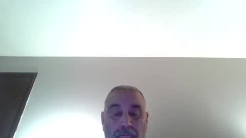 Snapshot of foxyfang chatting on 10/10/25, 02:05 foxyfang online show from 10/10/25, 02:05