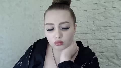 Alice online show from 12/01/25, 06:24